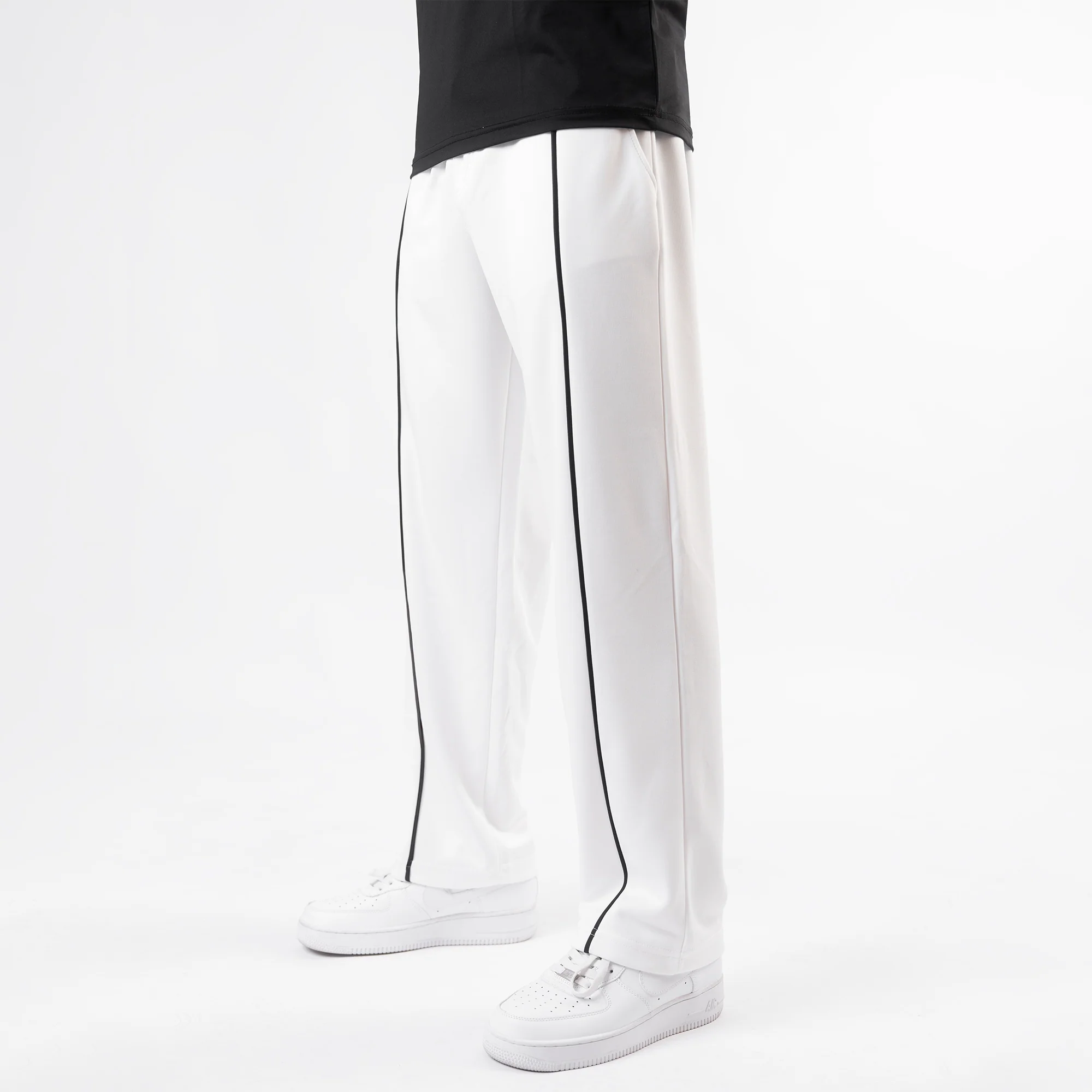 White Wide Leg Trouser with Front Black Piping - Image 3